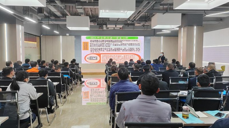 成人高考学历：国家承认，职称评定新途径